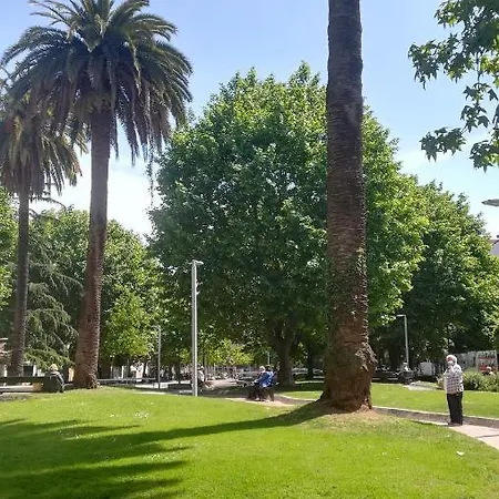 Plaza Fernando Vi Cerca Playa Arbeyal Lägenhet