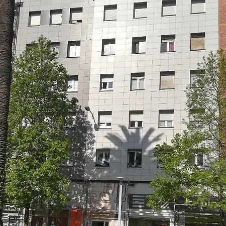 Apartamento Plaza Fernando Vi Cerca Playa Arbeyal