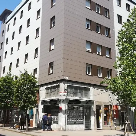Apartamento Plaza Fernando Vi Cerca Playa Arbeyal Gijón